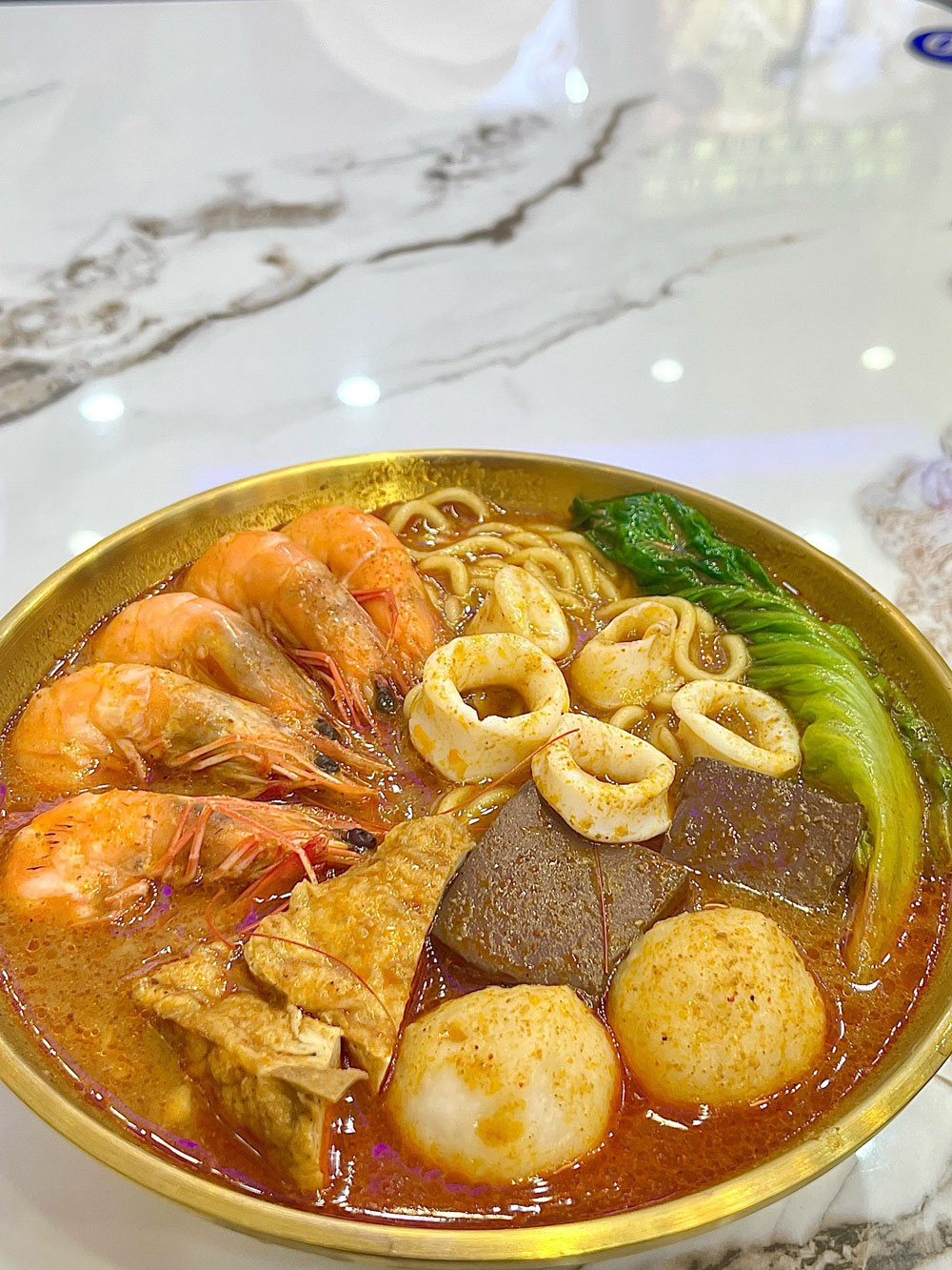 廈門沙茶麵：一碗湯、一段南洋風味×閩南記憶旅程